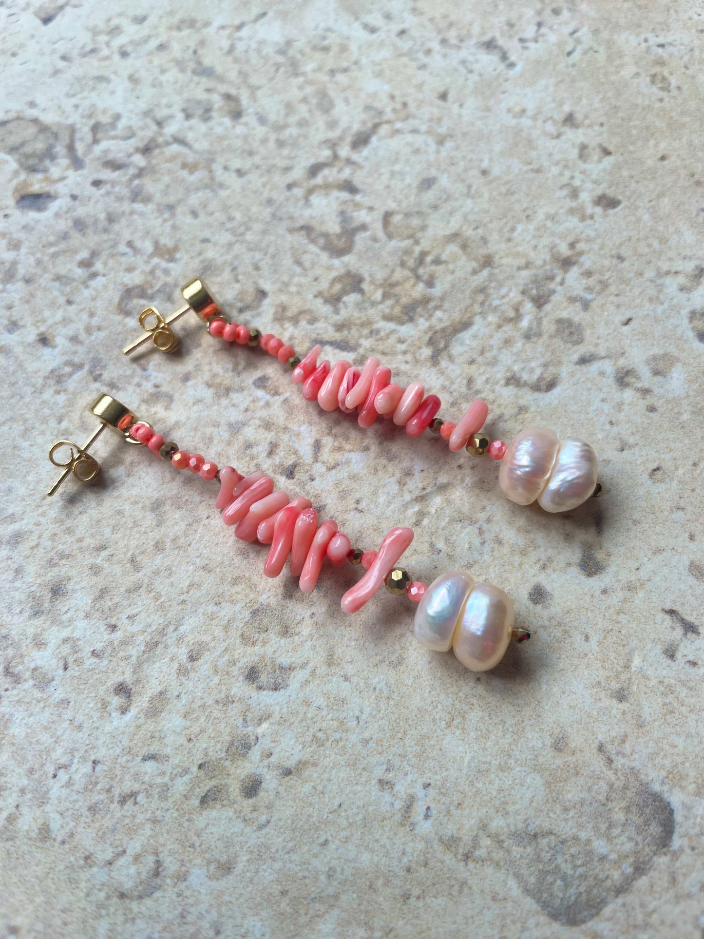 EILIN_Coral with freshwater pearls