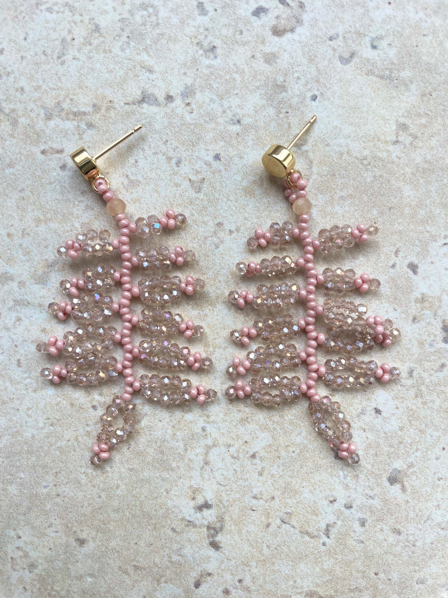 AVENA_Light rosé with shimmer