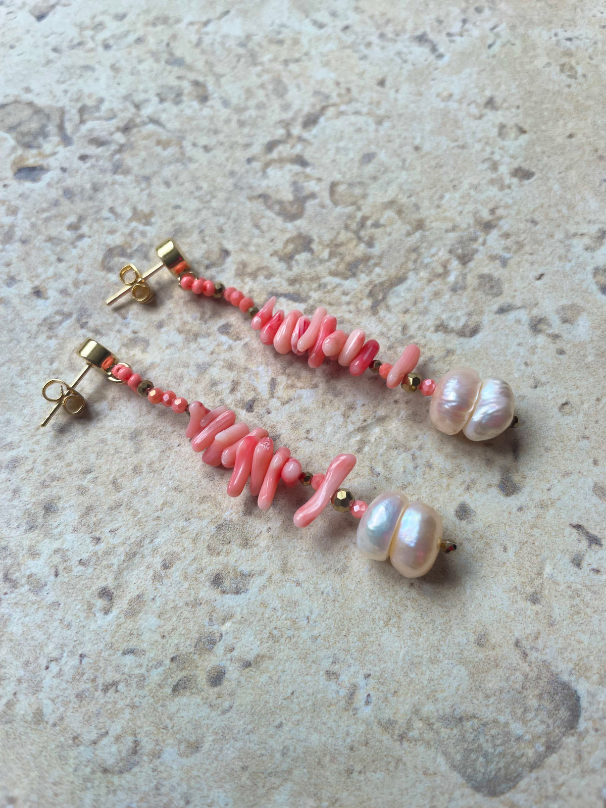 EILIN_Coral with freshwater pearls
