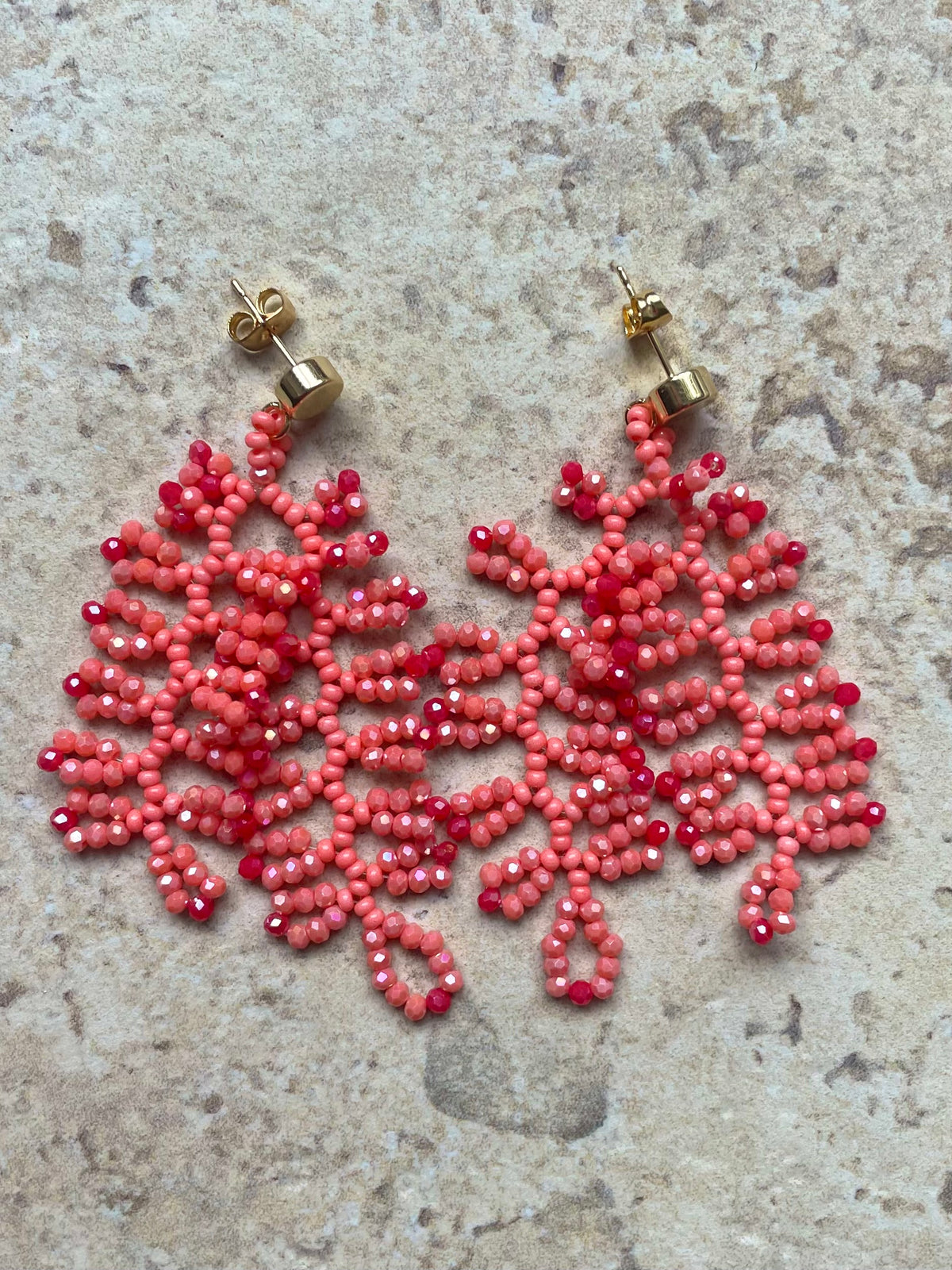 ARDEN_Coral red with shimmer