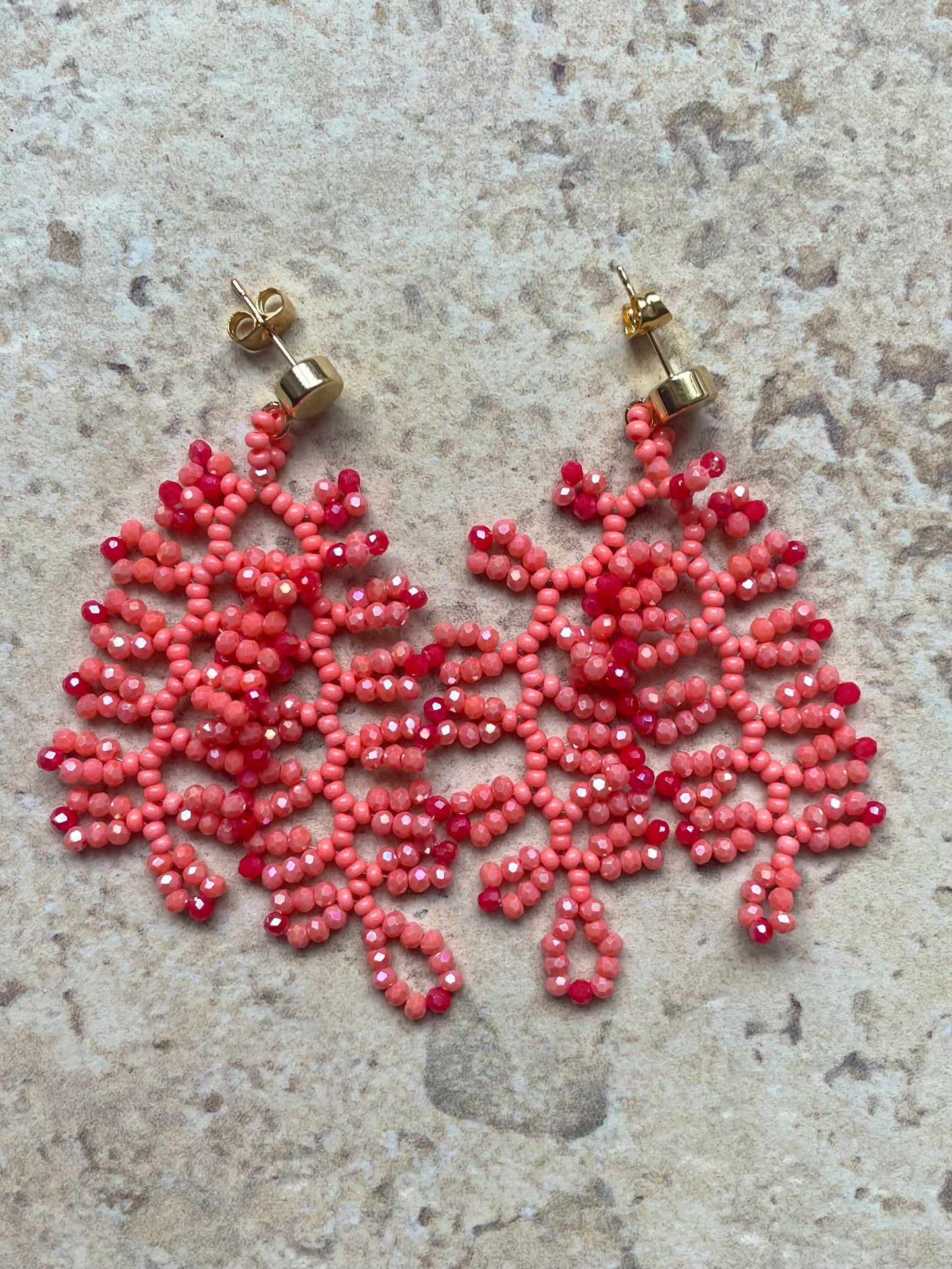 ARDEN_Coral red with shimmer