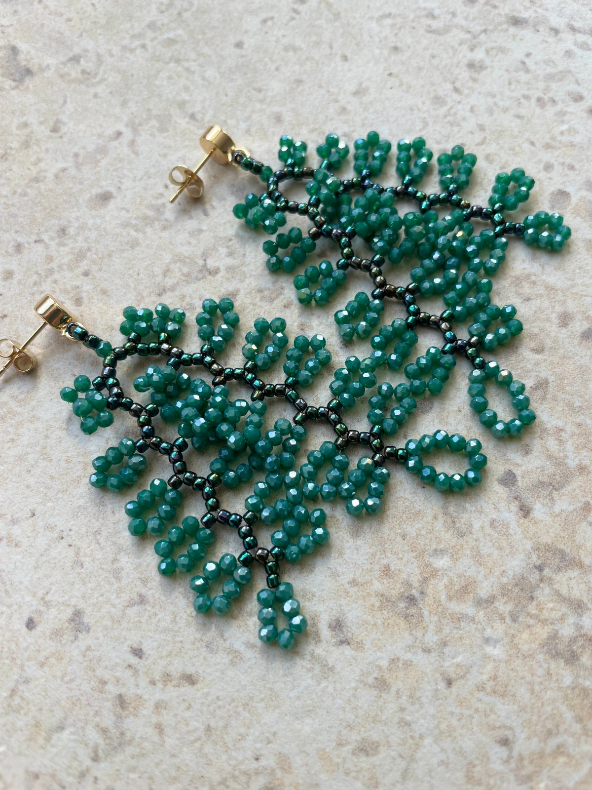 ARDEN_green metallic with shimmer
