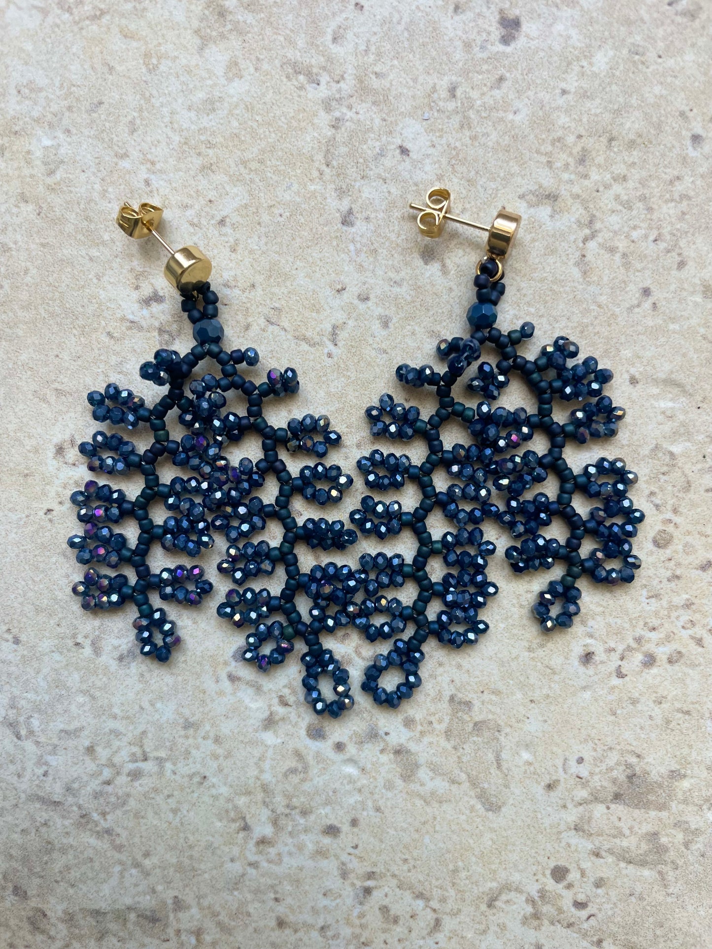 ARDEN_Metallic dark blue with shimmer