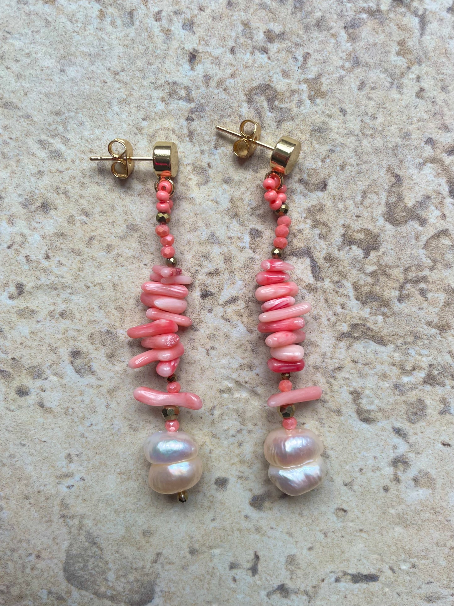 EILIN_Coral with freshwater pearls