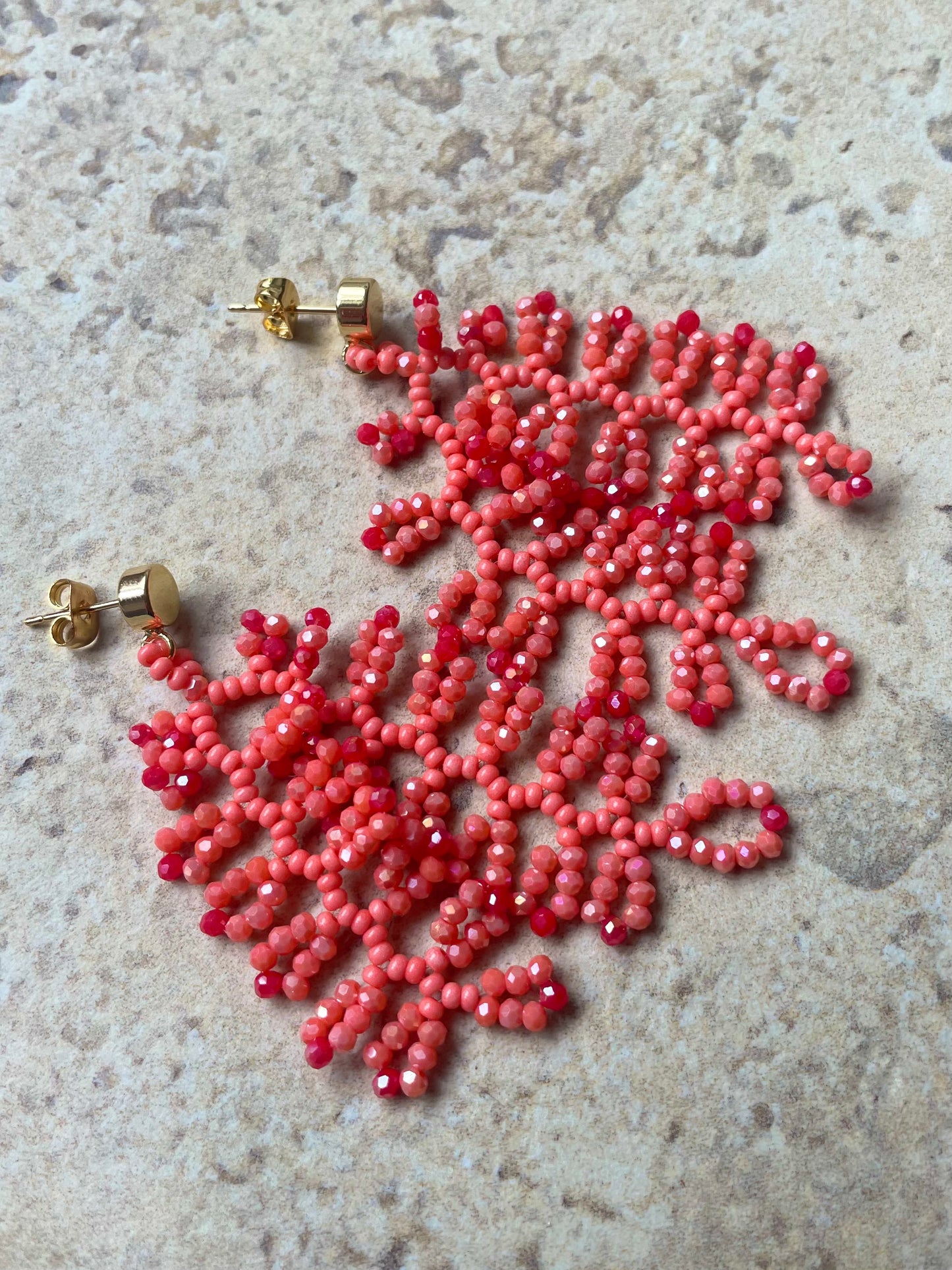 ARDEN_Coral red with shimmer