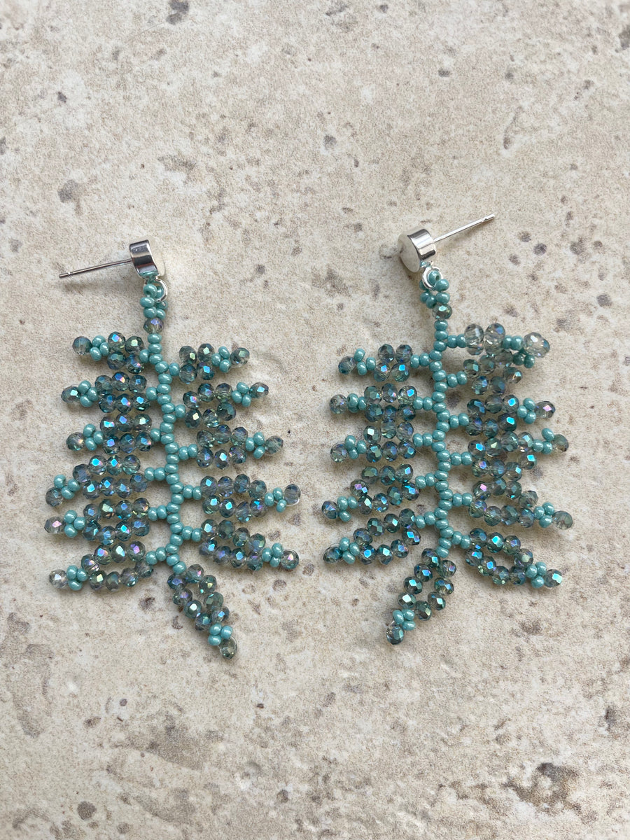 AVENA_Glossy turquoise with shimmer