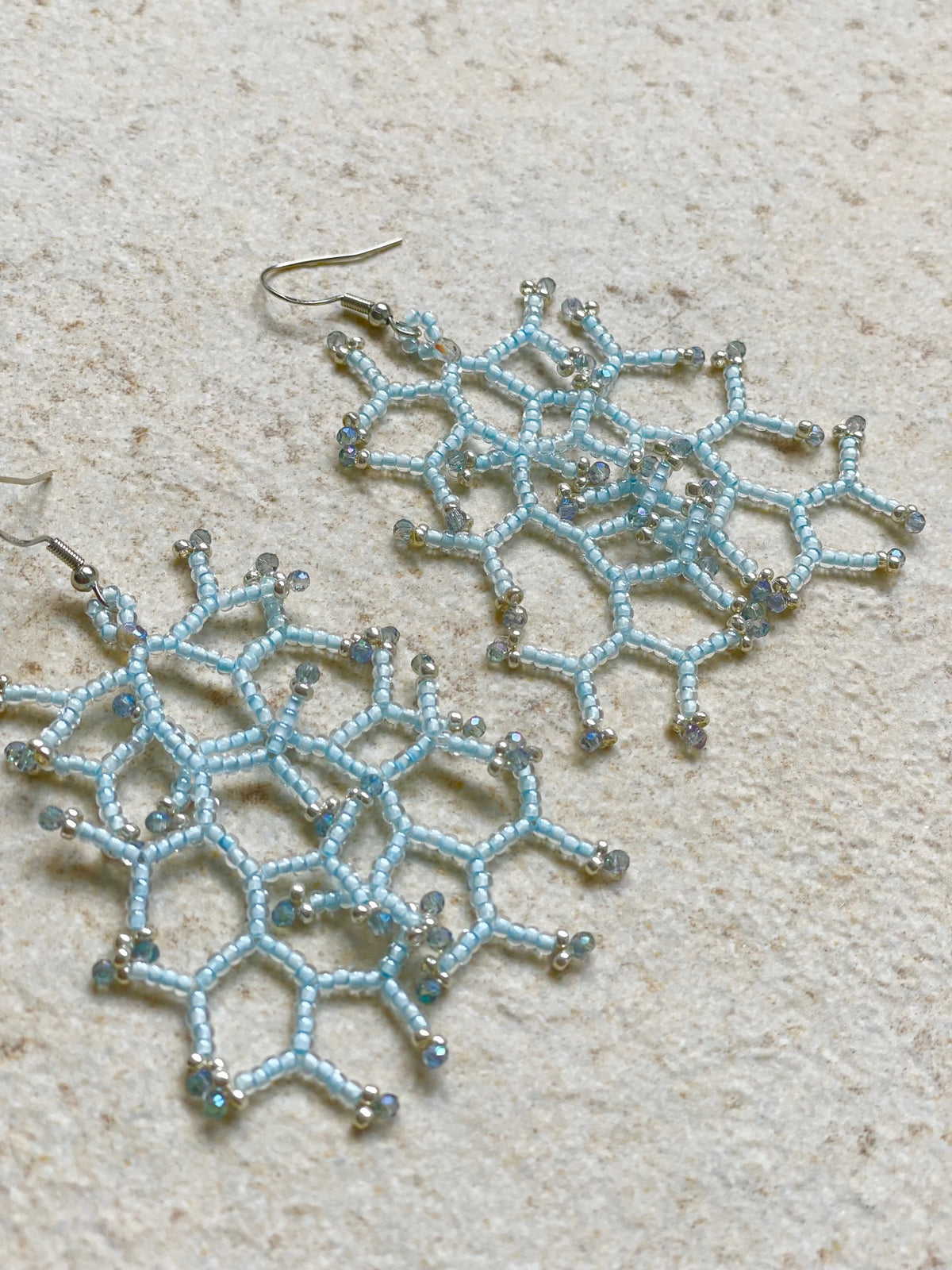 Glossy babyblue lined crystal
