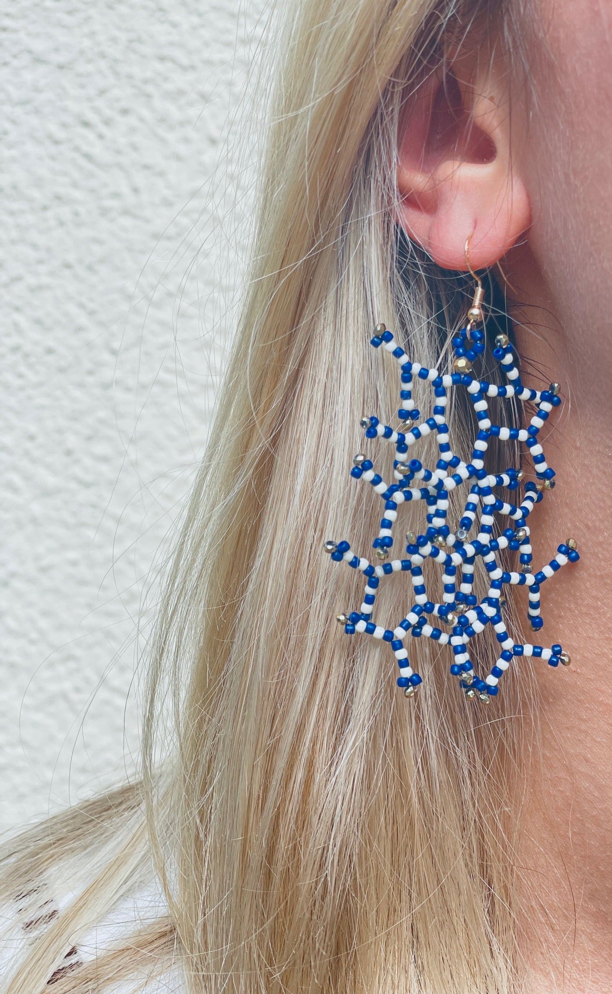 Opaque cream white & blue