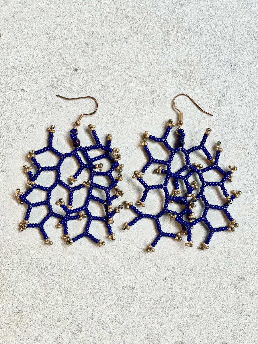 Opaque ultramarineblue
