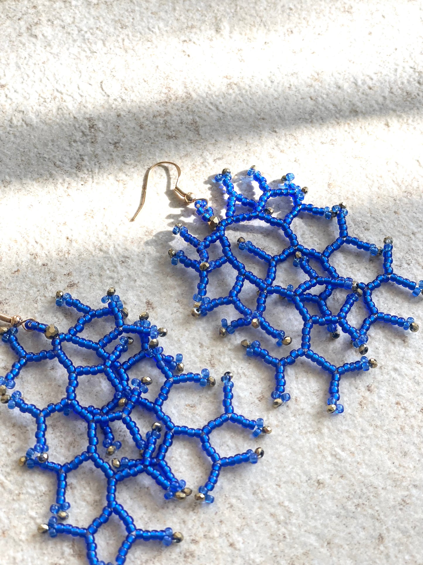 Dark sapphire silver lined